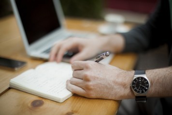poa-stay-focused-at-work-blog
