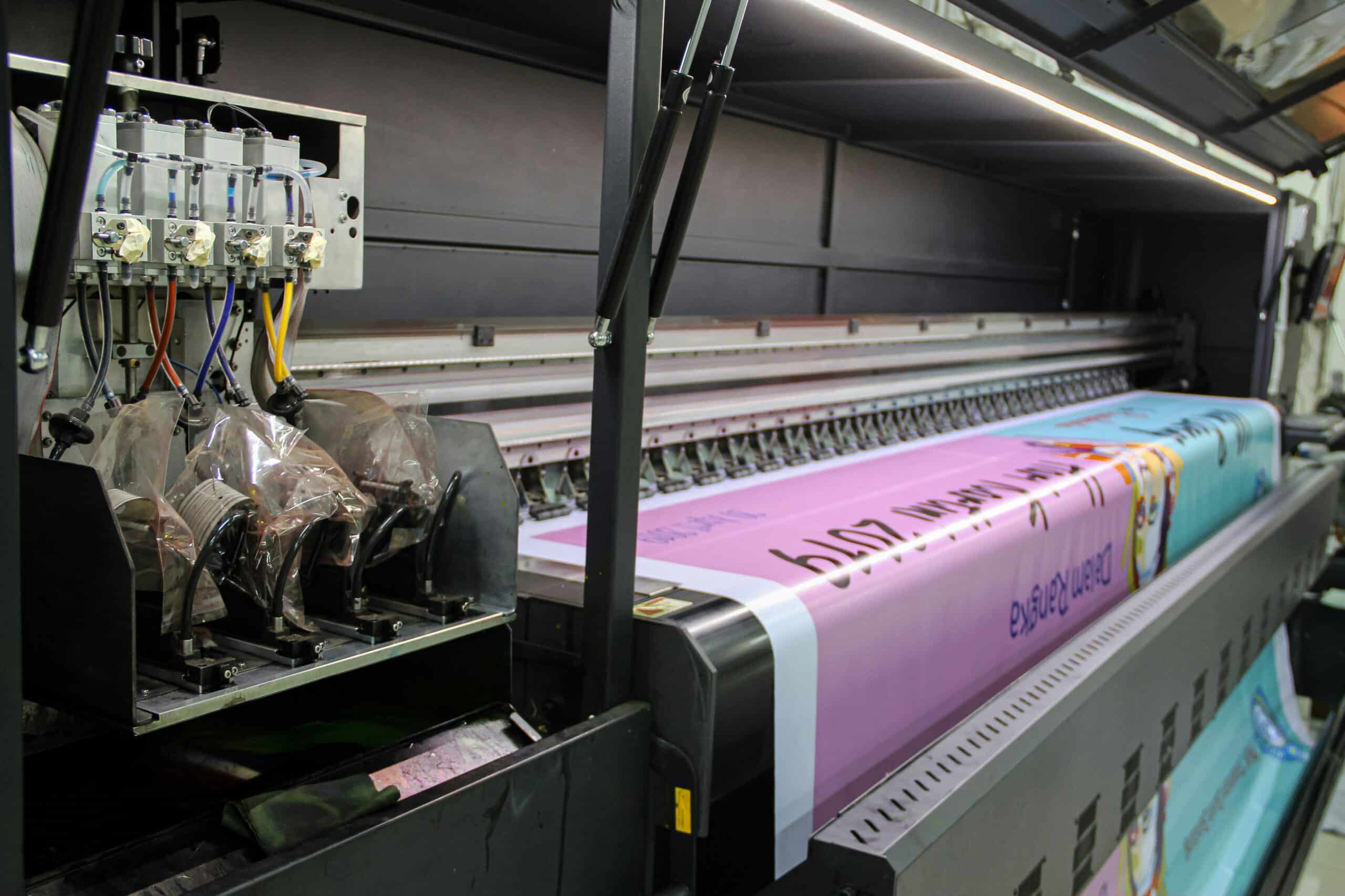 Large digital printing machine